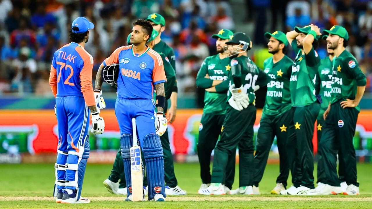 India Vs Pakistan Team India Can be Face 4 problem In Pakistan Match
