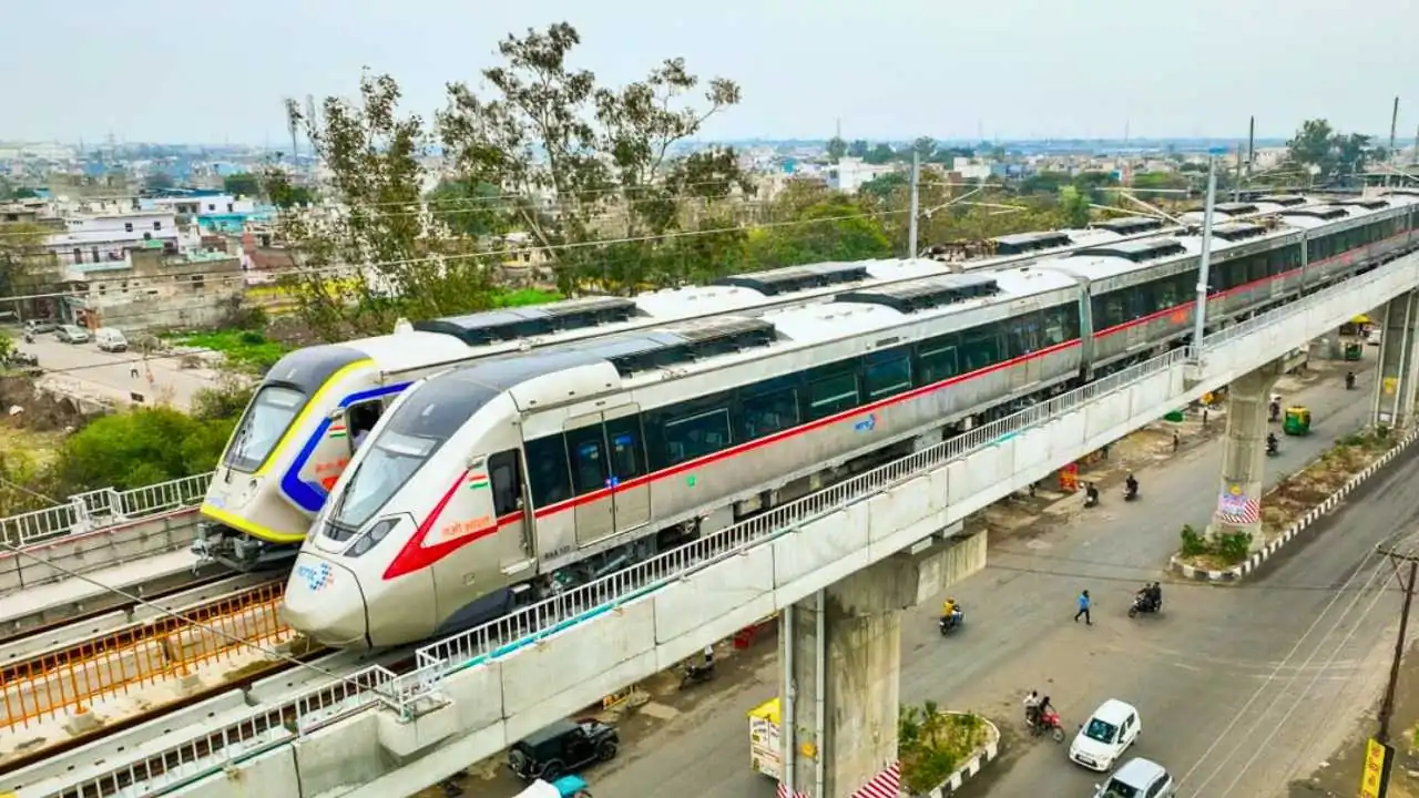 India's Fastest Metro service started after inauguration
