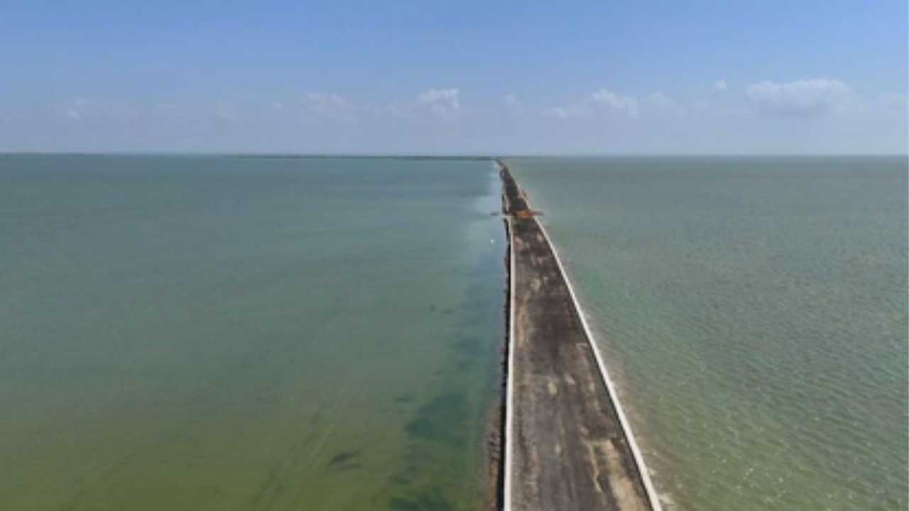 Gujarat Road To Infinity near kutch