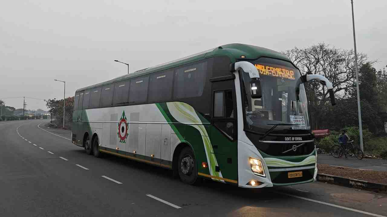 Asansol-Puri Bus