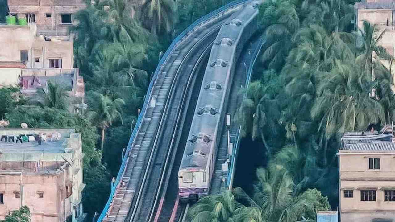 Baranagar-Barrackpore Metro
