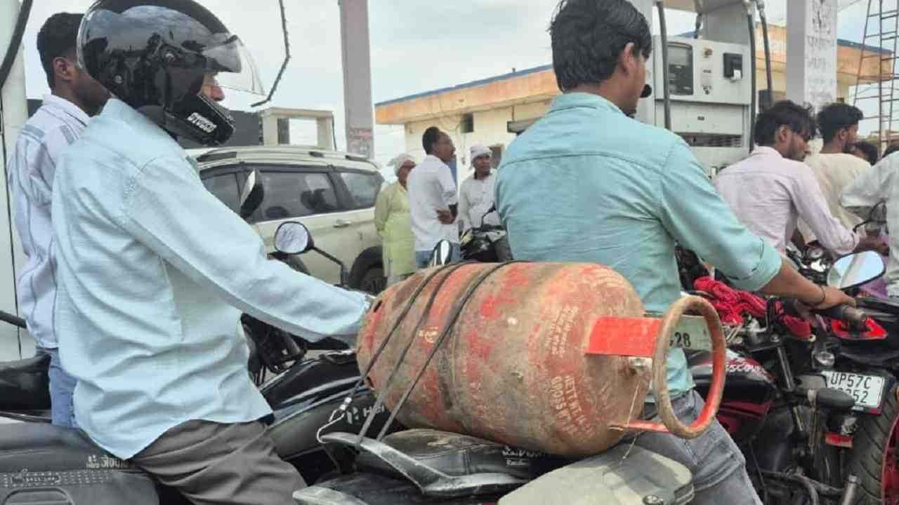 Central Government Ministry of petroleum and natural gas joint secretary big statement