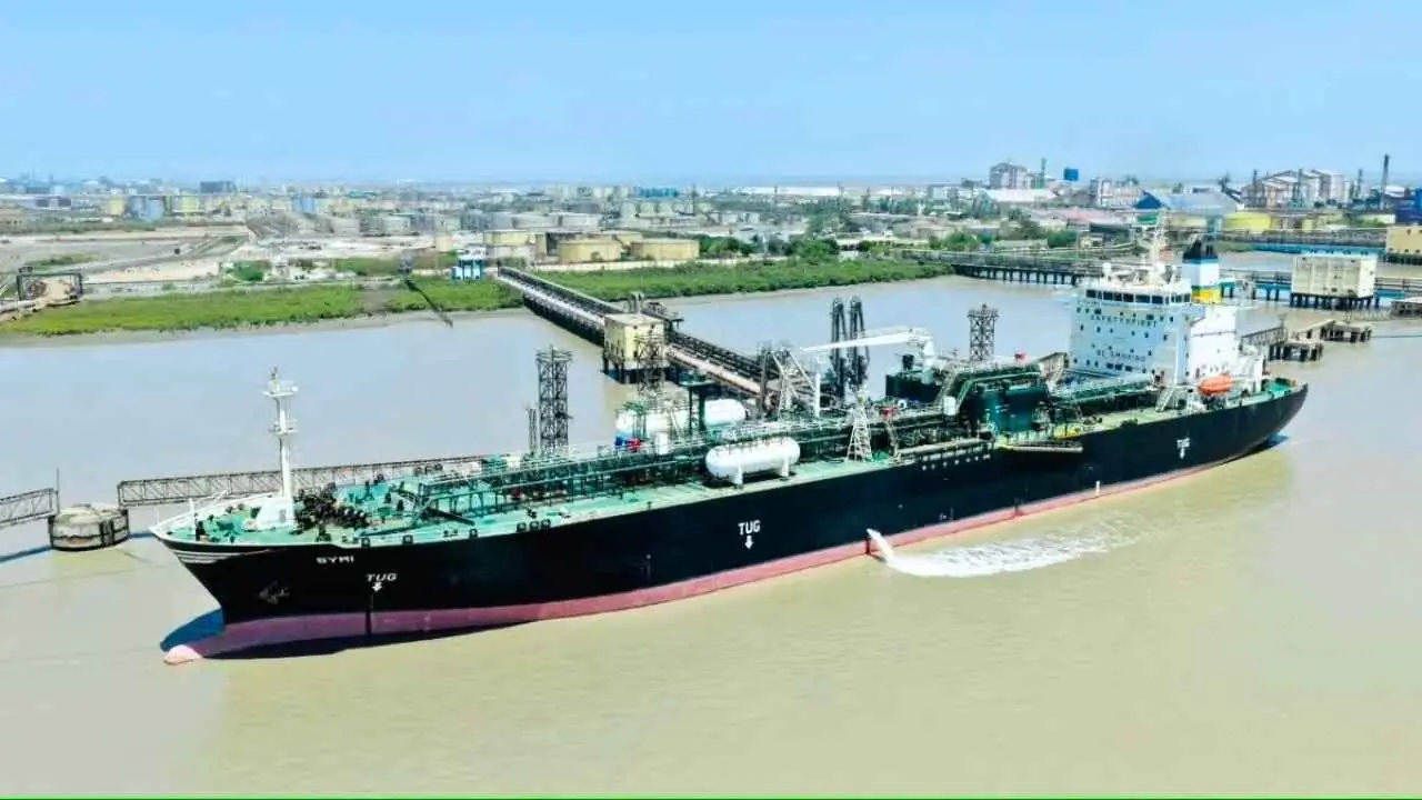 Indian LPG Tanker reached Indian port after Crossing Strait of Hormuz