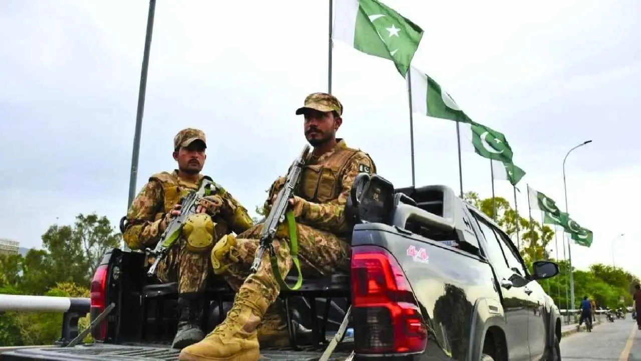 TTP Attack On Pakistan Army Camp 15 died