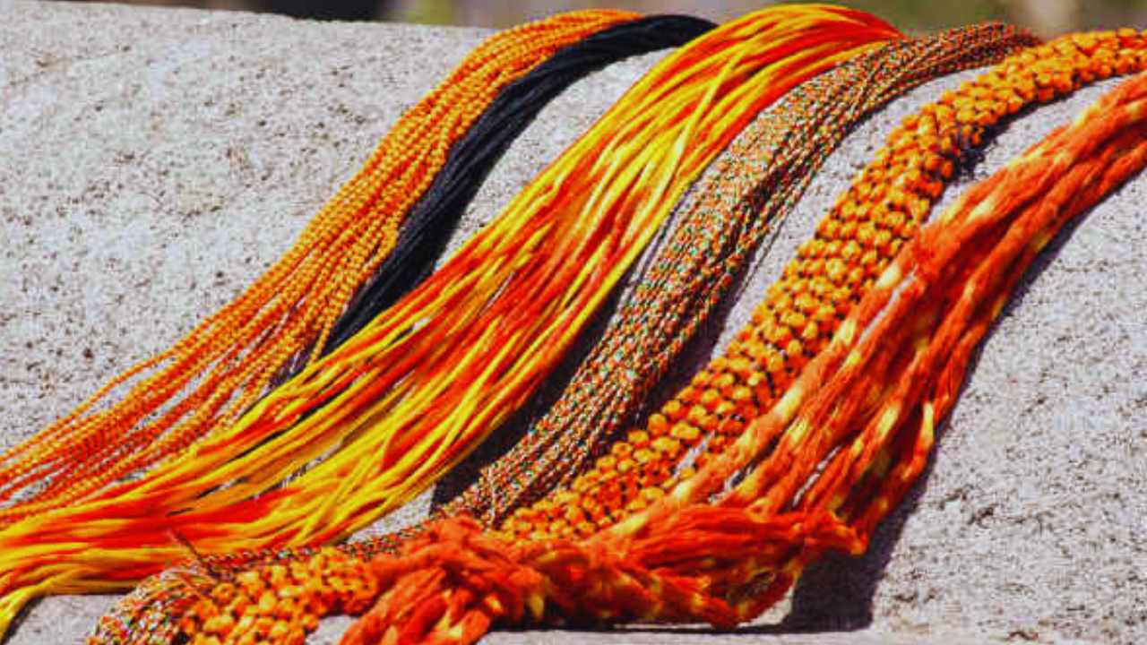 Threads Wearing Astrology