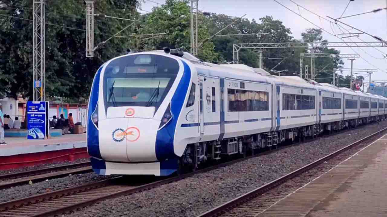 howrah patna vande bharat express