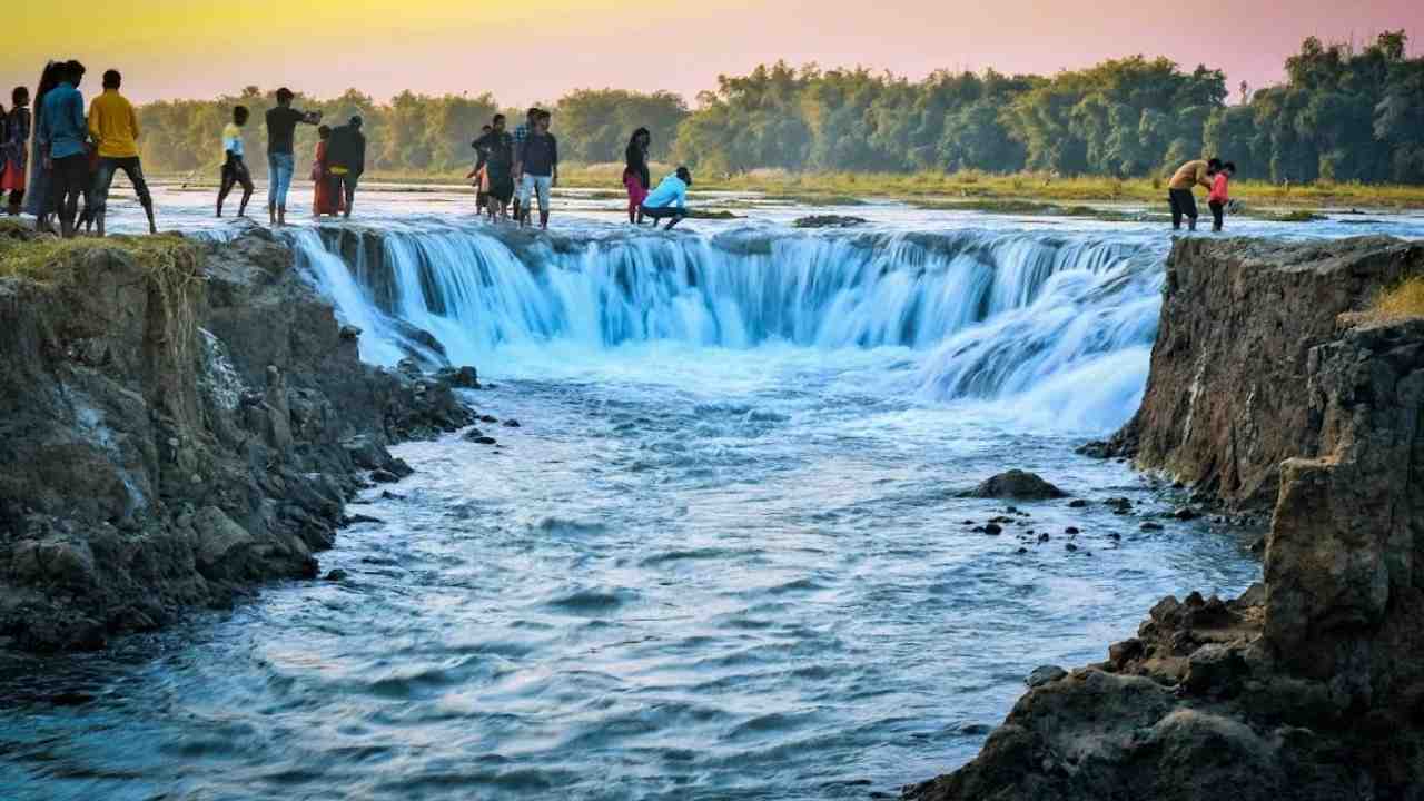 Ghagar Mini Waterfalls