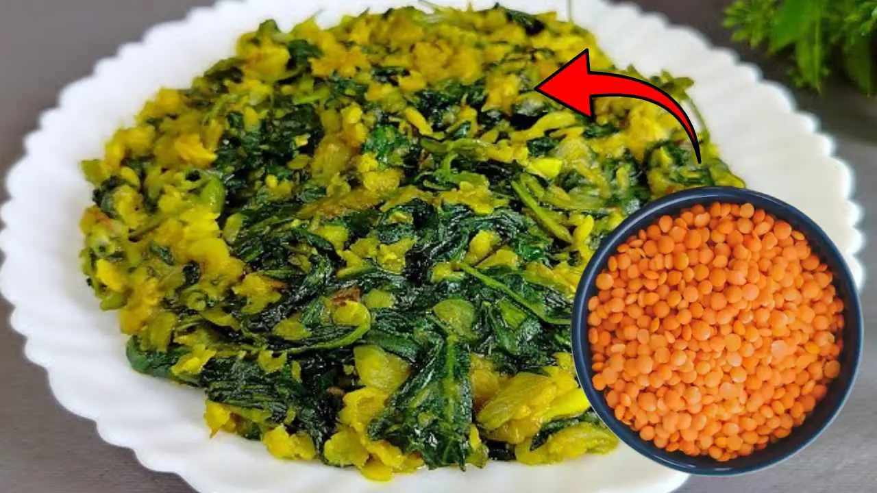 Kolmi Shak with Masoor Dal