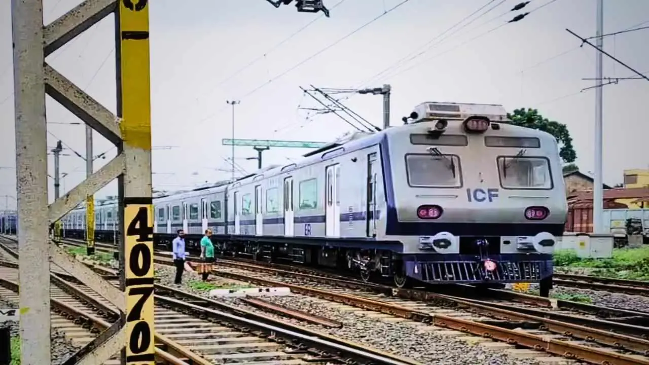 Sealdah Ranaghat AC Local