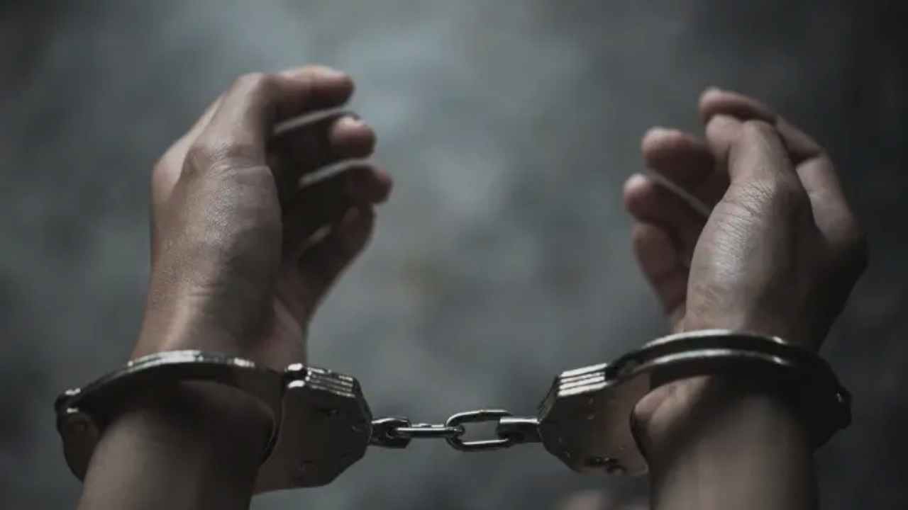 Maharashtra Murder Case Woman Killed Husband