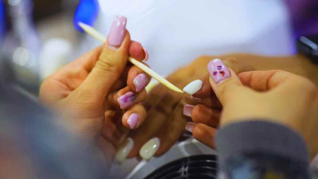 Nail Extension Side Effects