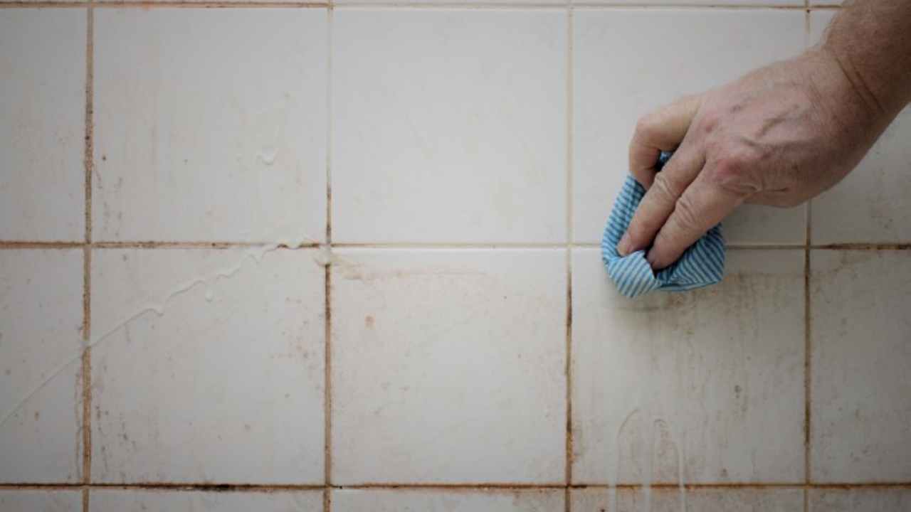 Cleaning Tips for Bathroom Tiles Grout