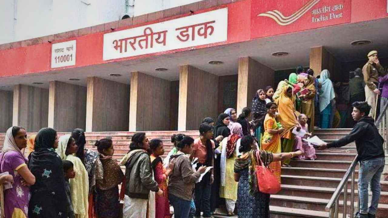 এবার পোস্ট অফিসে আধার পরিষেবায় নয়া সুবিধা, পেমেন্ট করা যাবে অনলাইনেও