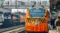 Kamakhya–Howrah Vande Bharat Sleeper Express