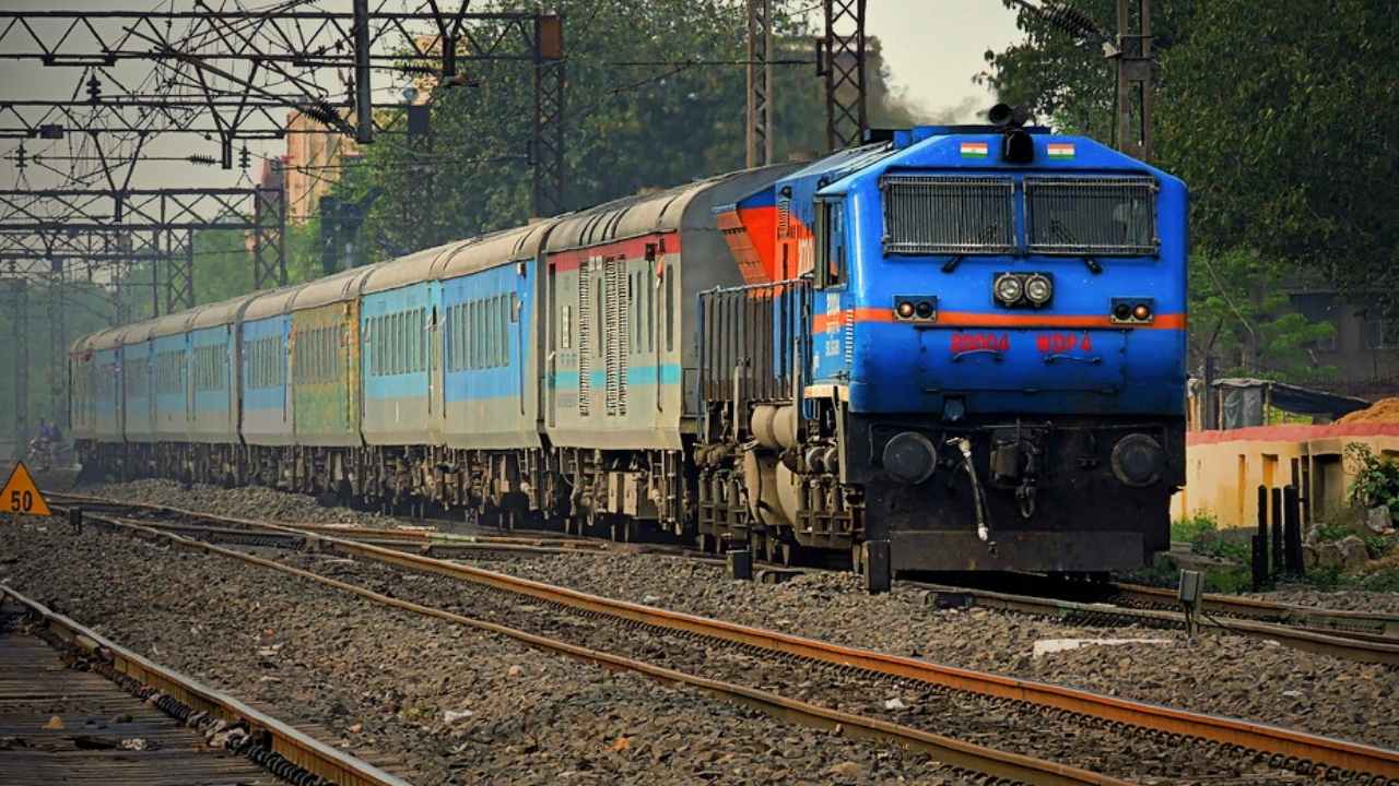 NJP Howrah Shatabdi Express