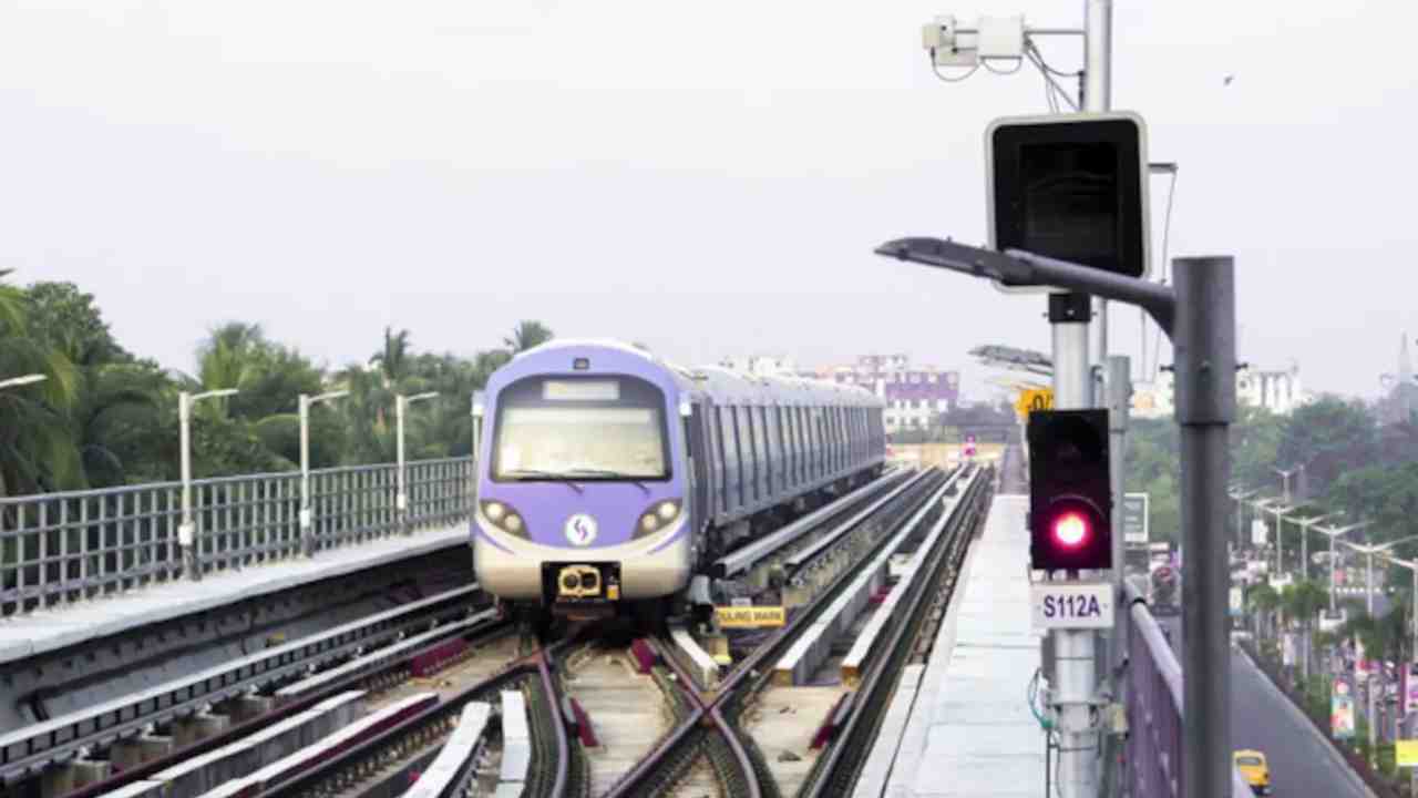Santragachi Metro