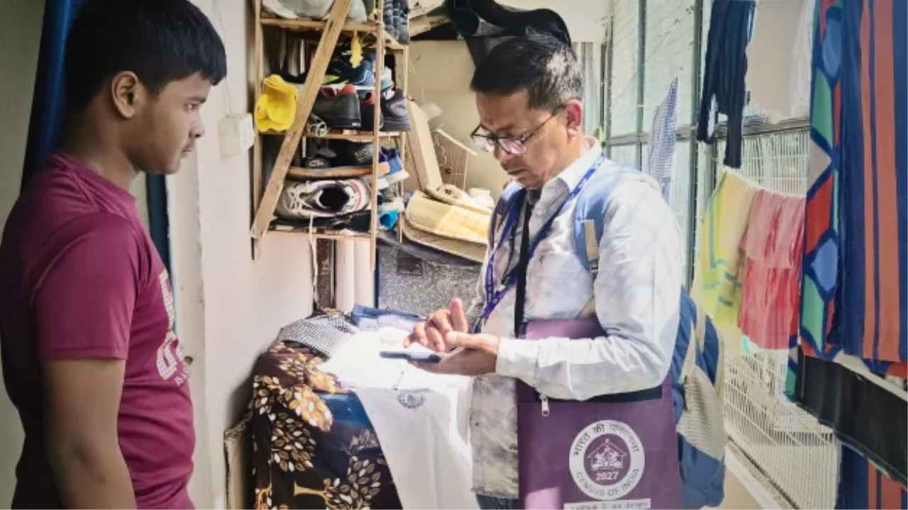 জনগণনার কাজে নিযুক্ত শিক্ষকদের জন্য সুখবর, বড় আশ্বাস স্কুল শিক্ষামন্ত্রীর