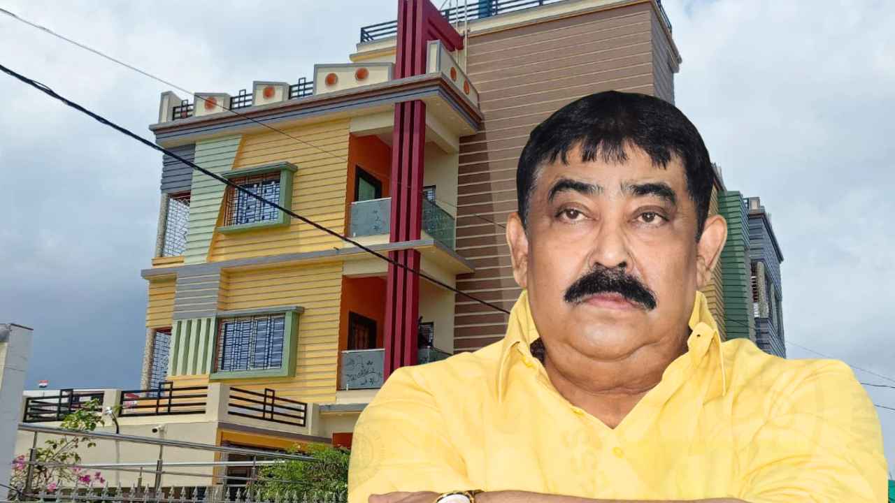 টুলু মণ্ডল কাণ্ডে নয়া মোড়! অনুব্রতর প্রাক্তন দেহরক্ষীর ফ্ল্যাটে অভিযান পুলিশের