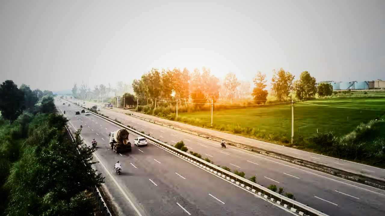 Four Lane Greenfield Corridor