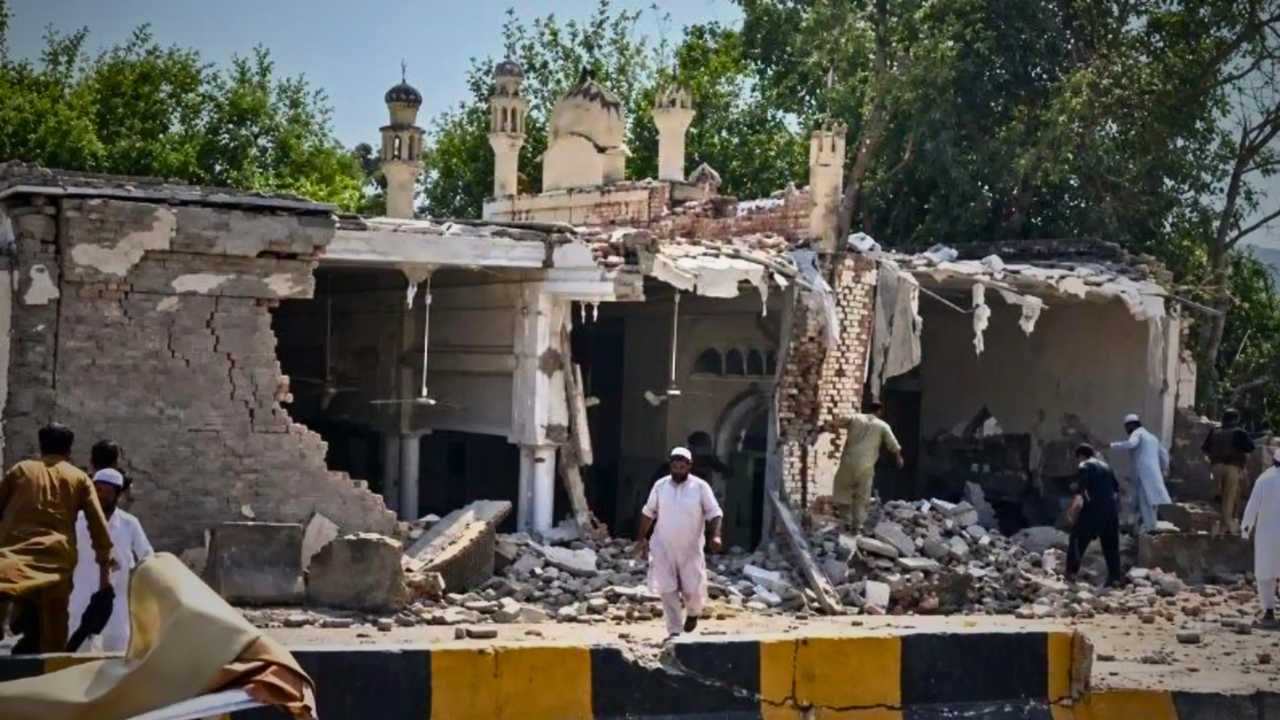 PAKISTAN BLAST