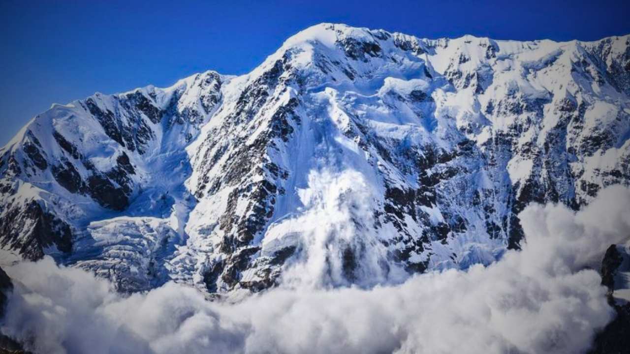 avalanche Nepal Kathmandu
