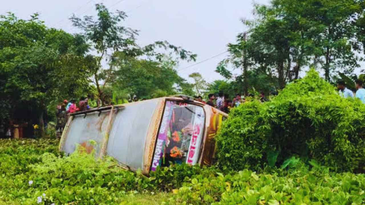Arambagh Bus Accident