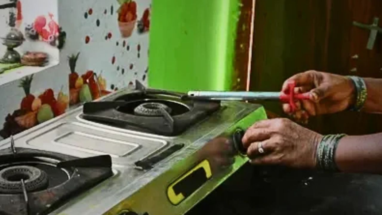 Cooking with Gas Cylinder