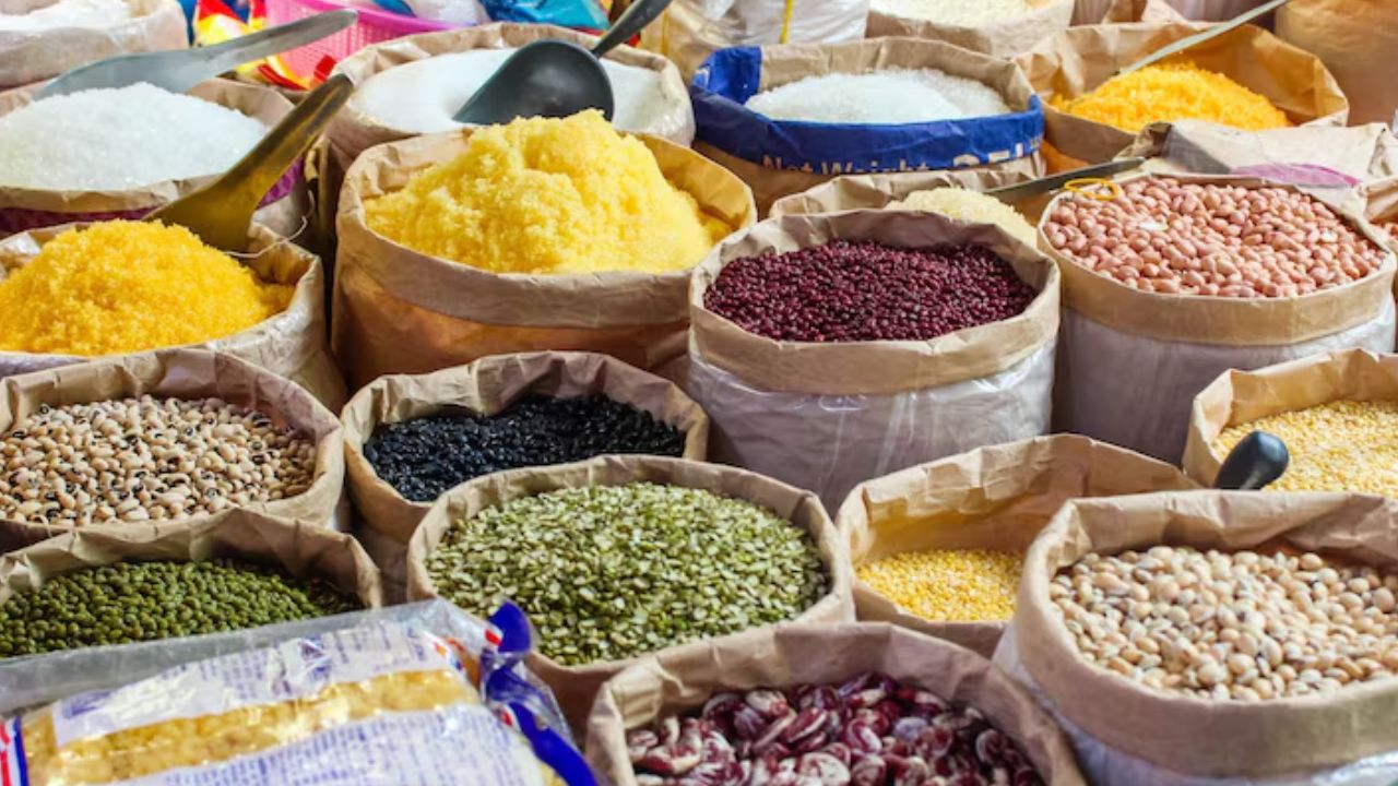 TN government launches 200 rupee Diwali grocery package