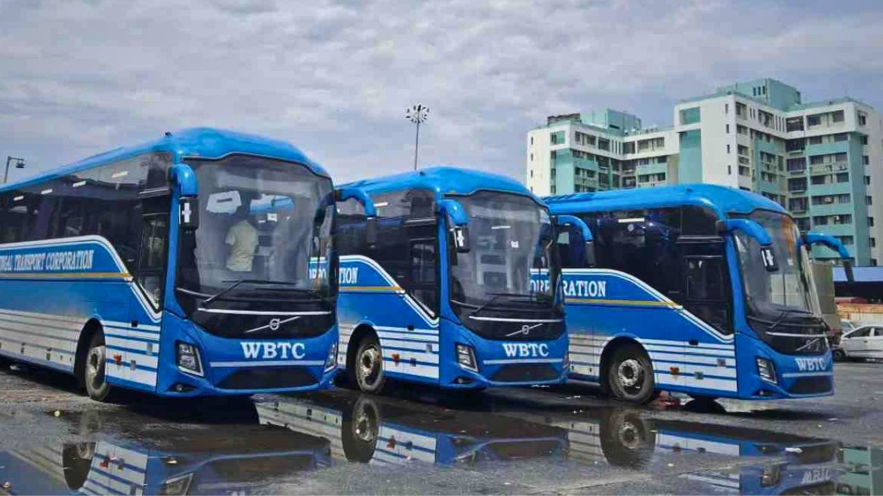 WBTC AC Bagkhal Karunamoyee Bus