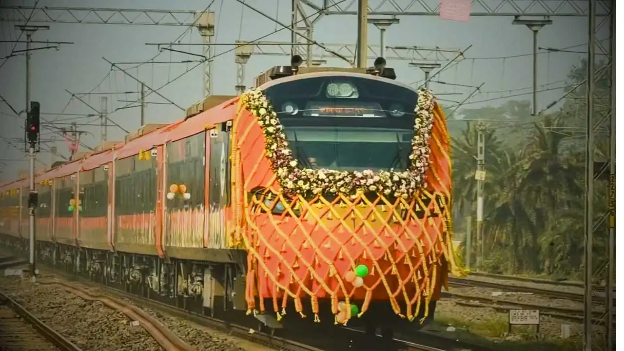 Howrah to Guwahati Vande Bharat Sleeper commercial Run date announced by rail