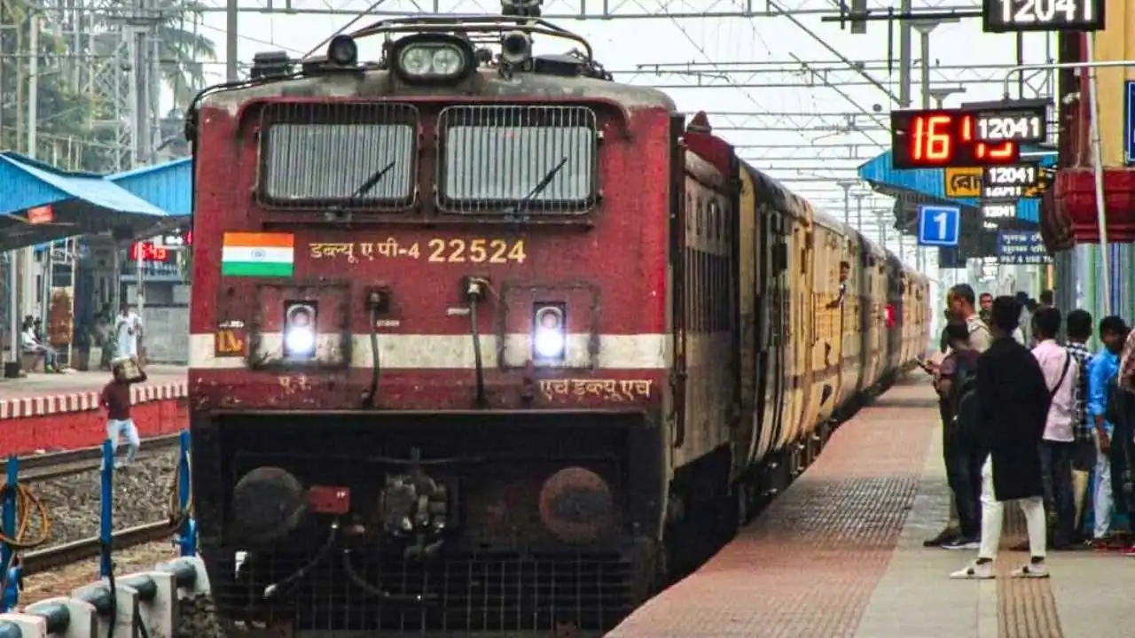 Indian Railways have launched AC coaches for Howrah division passengers