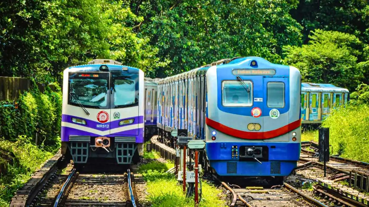 Kolkata Metro Blue Line 585 Crore huge project