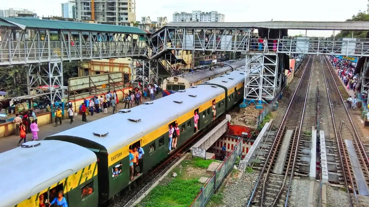 Indian Railways working to clean dirty stations under Sealdah division