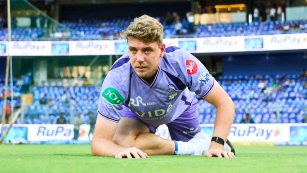 Kolkata Knight Riders Lost 1 Crore 17 lakh For Cameron Green